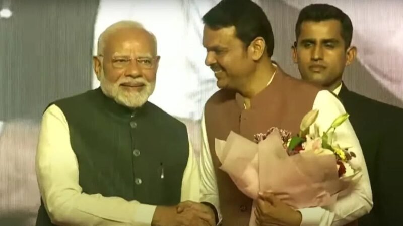 Big News : Maharashtra Cm Oath Ceremony: तीसरी बार देवेंद्र फडणवीस ने ली सीएम पद की शपथ, डिप्टी सीएम बने शिंदे-अजित – Khabar Uttarakhand