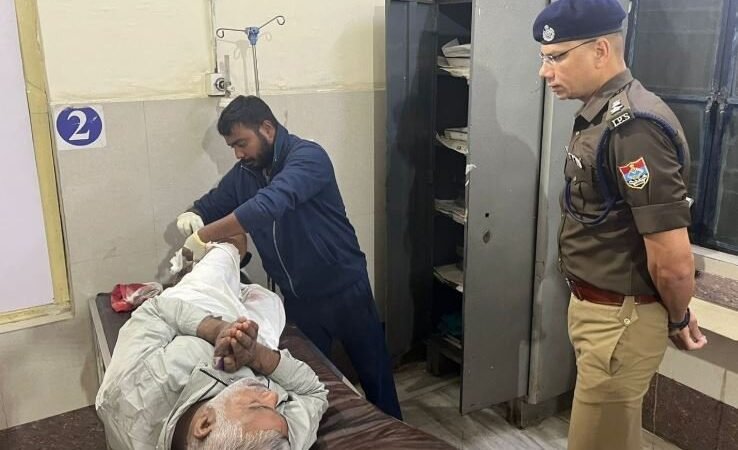 उत्तराखंड : गौ-तस्कर से पुलिस की मुठभेड़, बदमाश के पैर में लगी गोली, 20 किलो गौ मांस बरामद