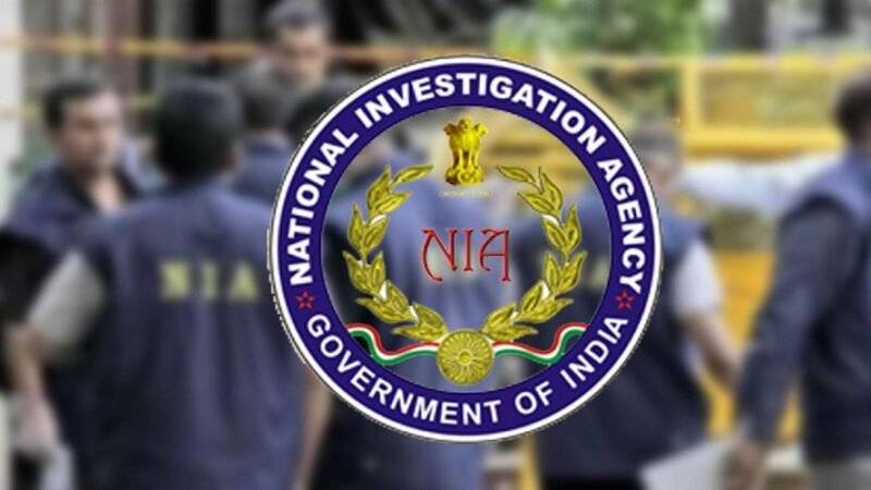 NIA का आतंक पर प्रहार, कश्मीर के कई जिलों में छापेमारी