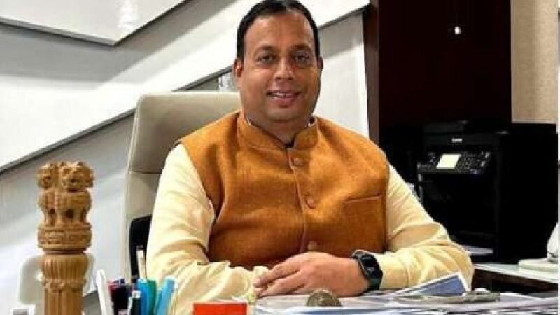 उत्तर प्रदेश इटावा में निर्माणाधीन श्री केदारनाथ धाम की प्रतिकृति के मंदिर का मामला