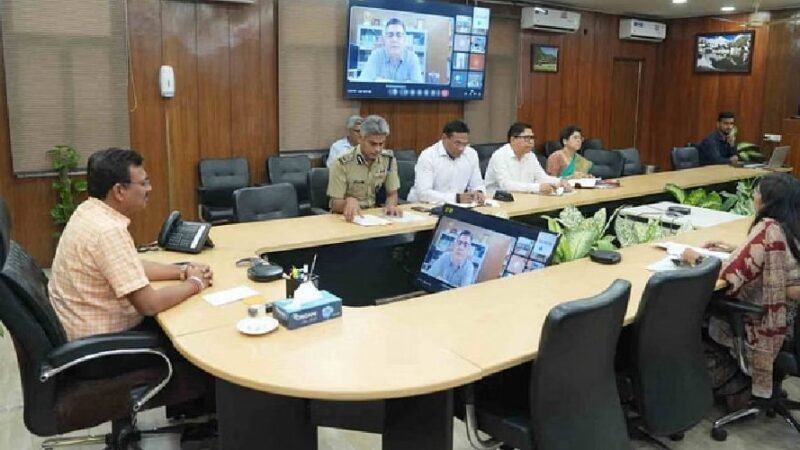 सख्ती से लागू होंगे आचरण नियम: 5000 रुपये से अधिक की खरीद या जमीन लेनी हो तो अफसर को देनी होगी जानकारी