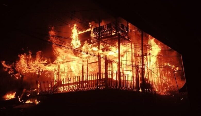 नैनीताल में तीन मंजिला भवन में देर रात लगी भीषण आग, जिंदा जली महिला