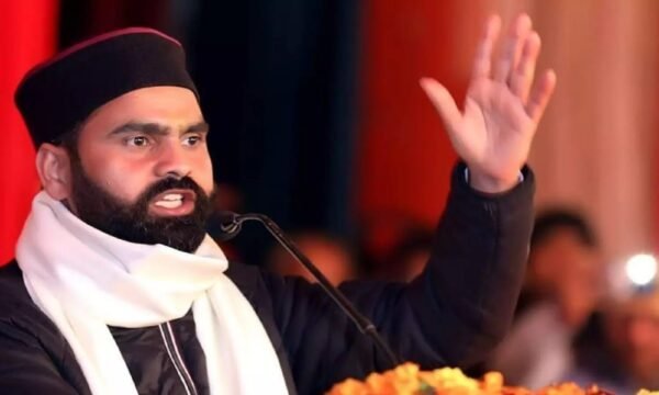 दीपक बिजल्वाण, इतिहास लिखेंगे या इतिहास के पुराने पन्नों में दर्ज हो जाएंगे?