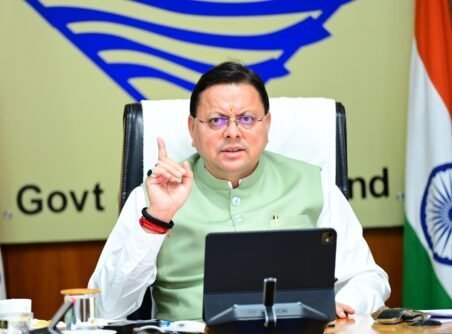 मुख्यमंत्री पुष्कर सिंह धामी ने ली उच्चस्तरीय बैठक, अधिकारियों को दिए निर्देश
