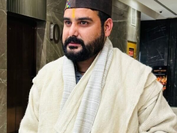 उत्तराखंड: बॉबी पंवार की सोशल मीडिया पोस्ट में सीएम धामी पर सनसनीखेज आरोप… आखिर कौन है चिट्ठी भेजने वाला शुभचिंतक?