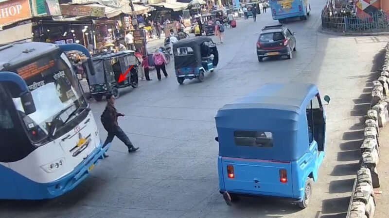 बस ने बुजुर्ग को कुचला, मौत, छात्रा को रौंदने वाली कार का सुराग