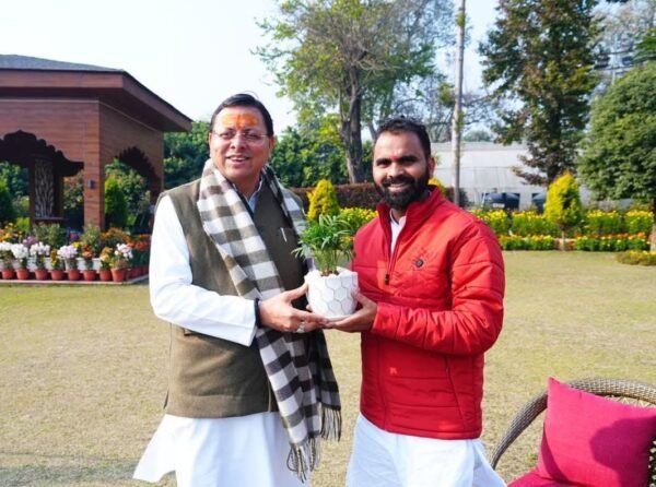 पूर्व जिला पंचायत अध्यक्ष दीपक बिजल्वाण ने मुख्यमंत्री पुष्कर सिंह धामी से की मुलाकात, क्षेत्रीय विकास व जनसमस्याओं पर हुई विस्तृत चर्चा