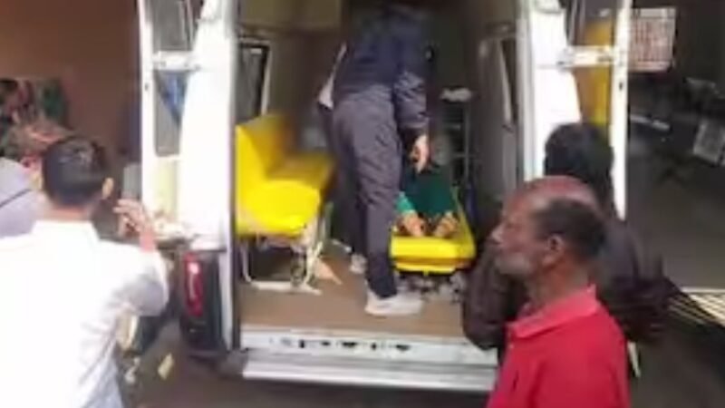 हृदय विदारक घटना: 5 साल के बच्चे ने ठंडी रात जंगल में मृत पिता और बेहोश मां की रखवाली