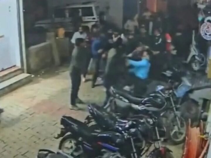 उत्तराखंड : नर्सिंग होम जमकर मारपीट लाठी-डंडों से कई घायल