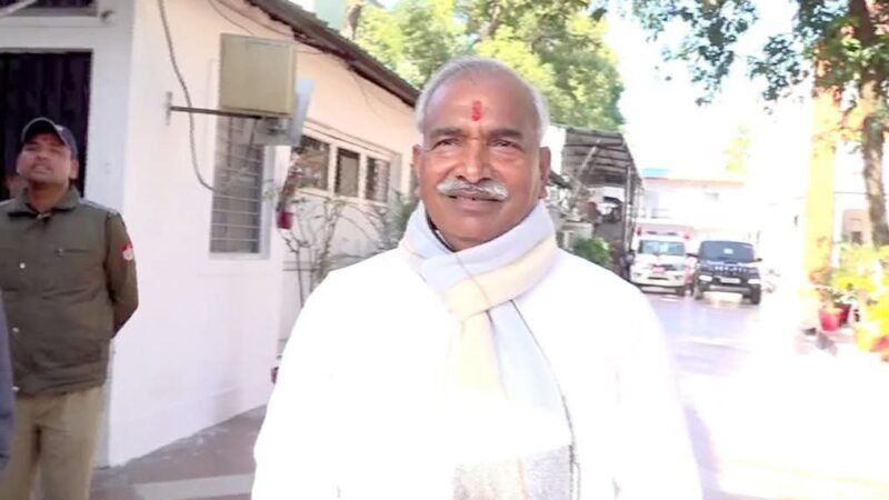 उत्तराखंड: DGP से मिलने पहुंचे विधायक अरविंद पांडे, परिवार पर लगे आरोपों की सख्त जांच और पॉलीग्राफ टेस्ट कराने की मांग