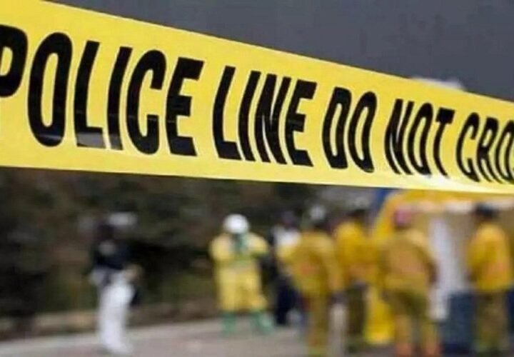 दिल्ली-लखनऊ हाईवे पर भीषण हादसा, उत्तराखंड के चार युवकों की मौत, एक गंभीर घायल