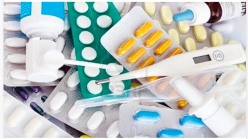 पश्चिम एशिया संकट का असर: पैरासिटामॉल समेत कई दवाएं महंगी, कच्चे माल की कीमतों में 40% तक उछाल