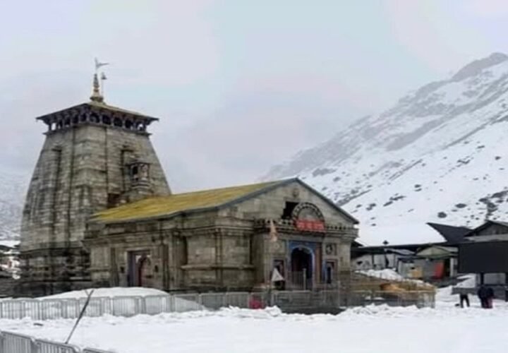 केदारनाथ हेली सेवा की ऑनलाइन बुकिंग आज से शुरू, केवल IRCTC पोर्टल पर मिलेगी टिकट