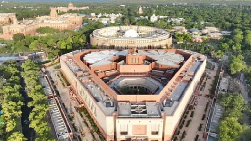 संसद का विशेष सत्र : महिला आरक्षण और परिसीमन पर तीन अहम विधेयक पेश करेगी सरकार