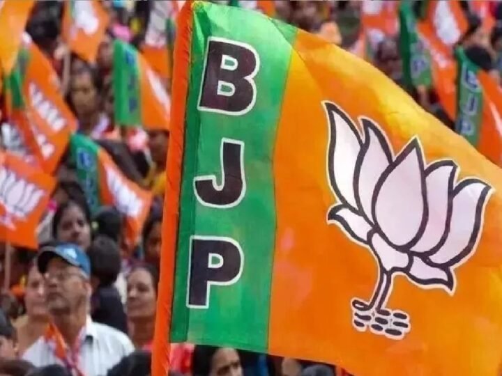 उत्तराखंड : BJP के आठ विधायकों पर संकट, सर्वे में कमजोर प्रदर्शन से टिकट पर खतरा