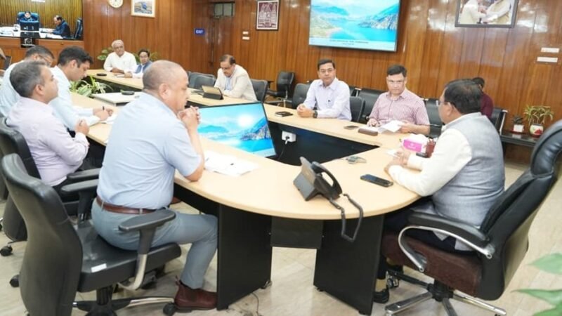 टिहरी झील क्षेत्र को बनाया जाएगा ग्लोबल डेस्टिनेशन, मुख्य सचिव ने व्यापक प्लान तैयार करने के दिए निर्देश 