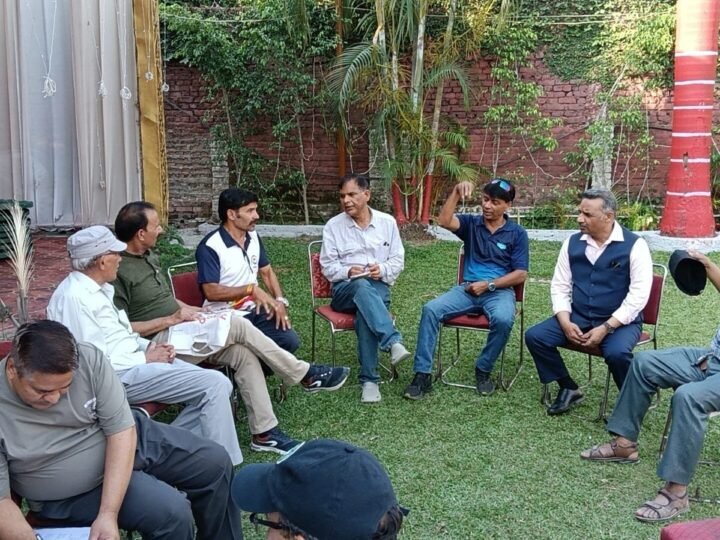 चौंदकोट वेलफेयर सोसाइटी की बैठक में गांवों के विकास और संगठन विस्तार पर जोर