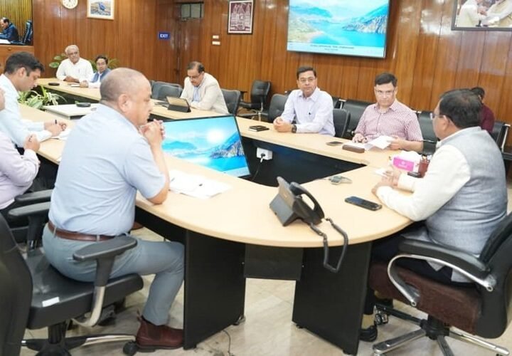 टिहरी झील क्षेत्र को बनाया जाएगा ग्लोबल डेस्टिनेशन, मुख्य सचिव ने व्यापक प्लान तैयार करने के दिए निर्देश 