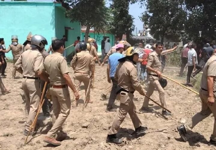 भाजपा नेता की हत्या के बाद विकासनगर में तनाव, आरोपी के घर में आगजनी और बुलडोजर कार्रवाई