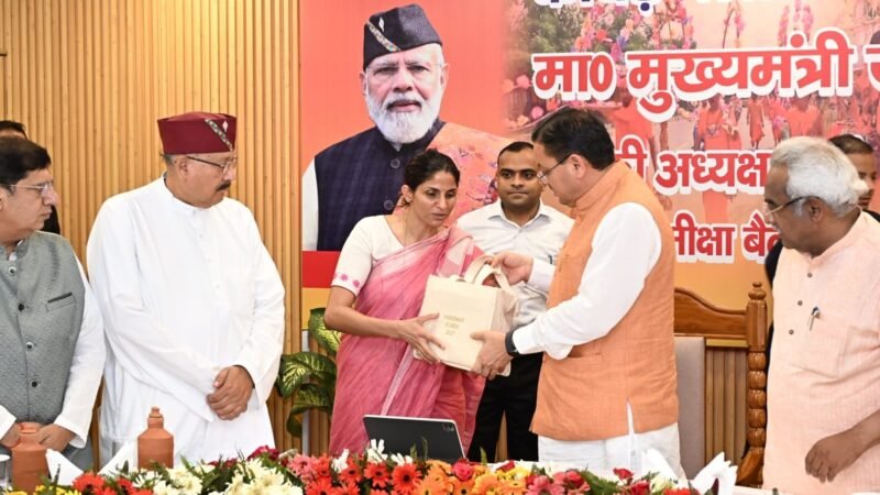 उत्तराखंड: 30 जुलाई से कांवड़ मेला मुख्य मंत्री ने तैयारियों‌की समीक्षा की