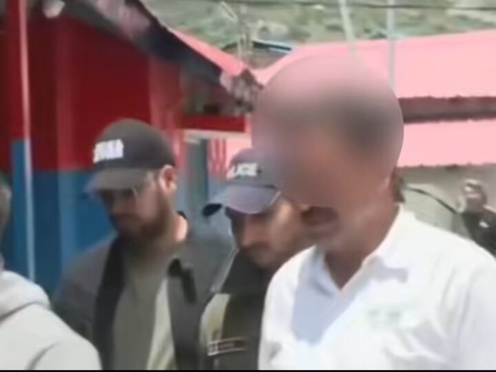 बदरीनाथ धाम थाली भेंट अनियमितता: SIT ने तत्कालीन मंदिर अधिकारी राजेन्द्र चौहान को किया गिरफतार, CCTV में कैद है पूरी घटना 