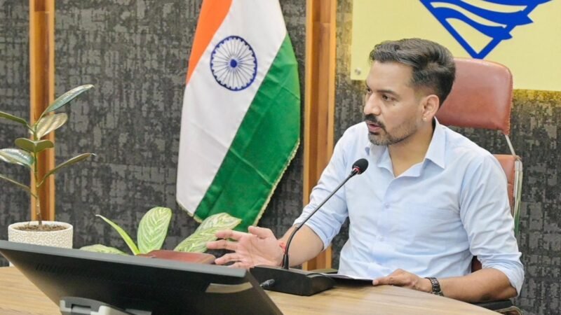 20 जुलाई के रेड अलर्ट से पहले देहरादून हाई अलर्ट पर, प्रशासन ने बढ़ाई चौकसी, संवेदनशील क्षेत्रों में मशीनरी की अग्रिम तैनाती