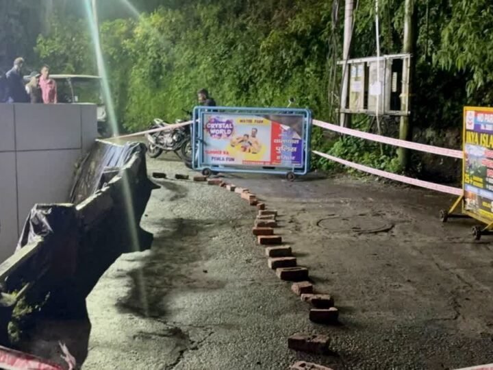 मसूरी में भूस्खलन से सड़क का बड़ा हिस्सा क्षतिग्रस्त, मार्ग बंद
