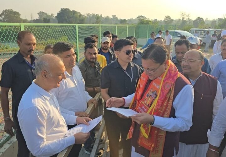 मुख्यमंत्री धामी ने खटीमा में सुनीं जनसमस्याएं, अधिकारियों को त्वरित निस्तारण के निर्देश